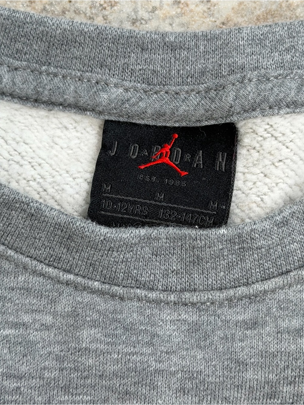 Nike Gray Air Jordan Logo Crewneck Sweater boys size medium - Picture 4 of 7